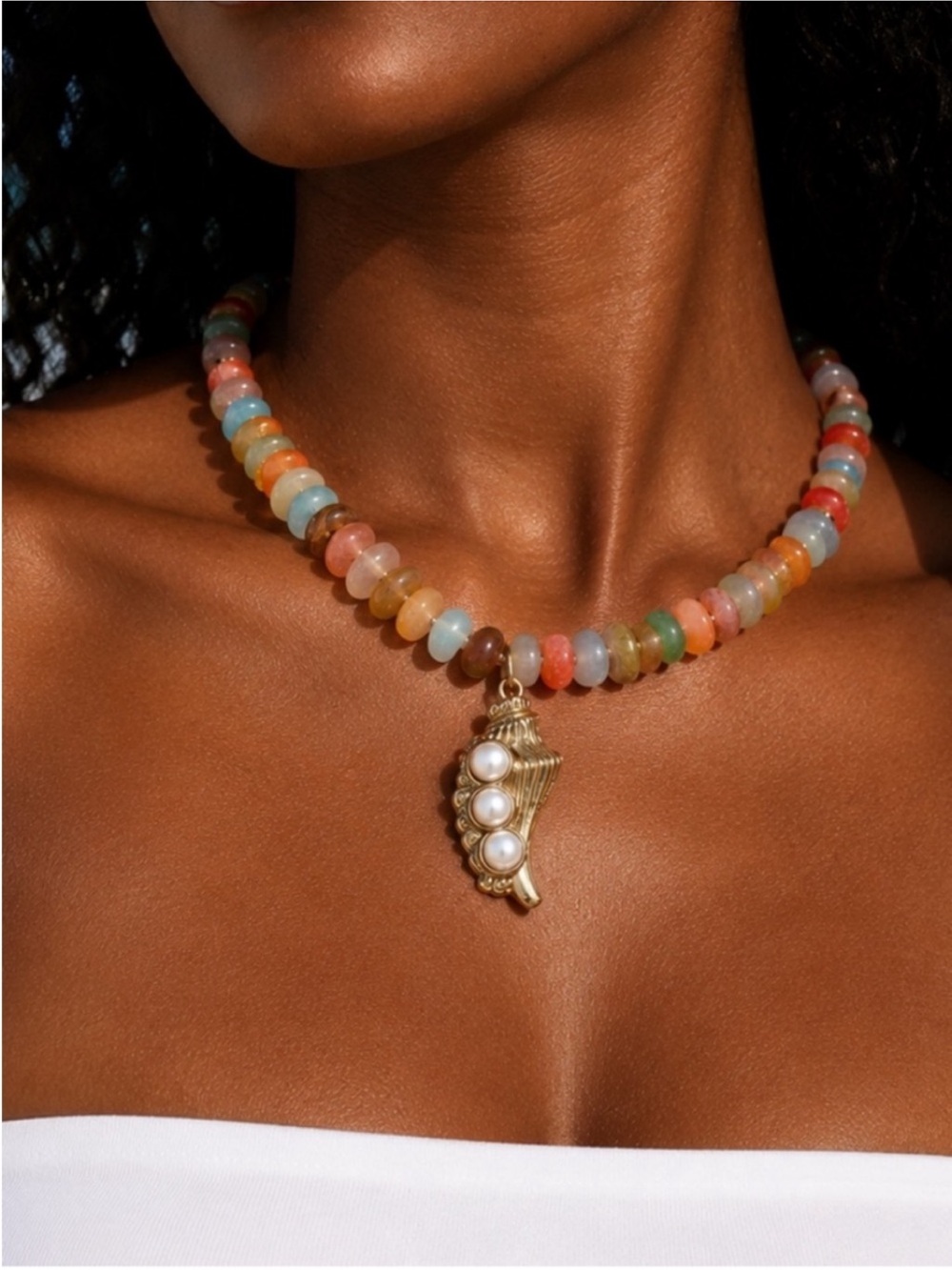 New! Coastal Colorful Beaded Gold Conch Shell Dopamine Necklace NWOT (5003)